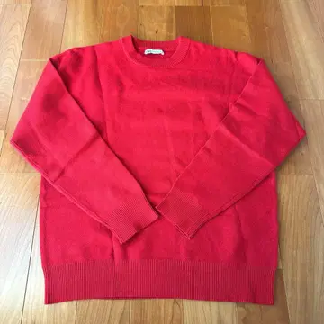 새상품급 ZARA 여성용 빨간색 니트 스웨터 M 사이즈