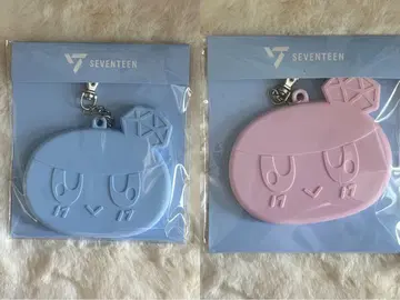 seventeen 모자 꽁지 캔뱃지 홀더 핑크 블루