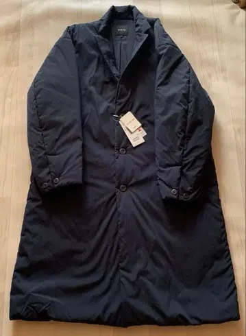 미사용 새상품 남성용 빔즈 충전솜 체스터 코트 사이즈 S 색상 네이비