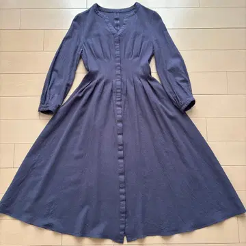 ANAYI 아나이 소프트 암젠 턱 플레어 원피스 36