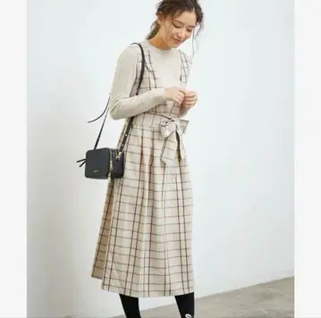 로페피크닉 체크 무늬 오버롤 스커트