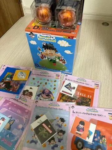 드래곤볼 D-스타일 피규어와 스티커 세트