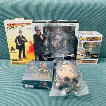 새상품 매즈 미켈슨 데스 스트랜딩 클리프 피규어 외 굿즈 세트