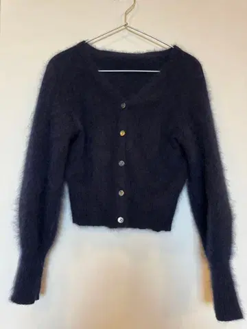 Jewel Changes 다크 네이비 버튼 가디건