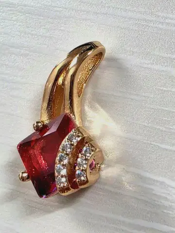 k14RG 와인 레드 계열 펜던트 탑