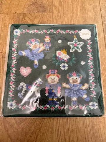 페이러 타월 손수건 리베&릴리아 너트크래커 그린