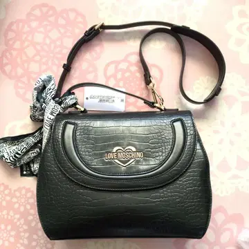 LOVE MOSCHINO 크로커다일 패턴 숄더백