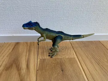 아니아 쥬라기 월드 알로사우루스