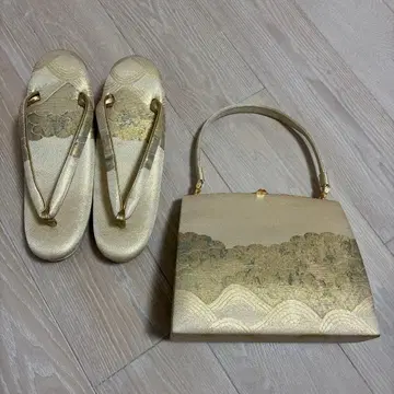 일본 의류 신발과 가방 세트