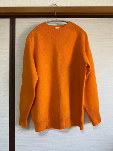 새상품급 soglia 소리아 울 심리스 스웨터 오렌지