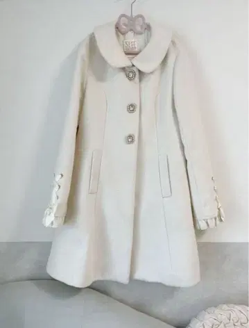 SecretHoney 소매 레이스업 비쥬 버튼 코트