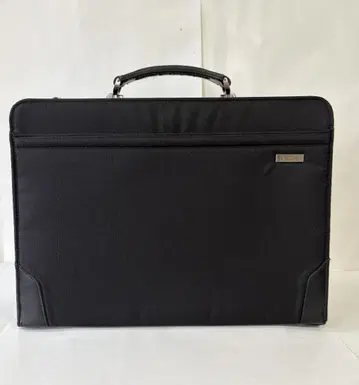 is + 아이에스플러스 열쇠 달린 비즈니스 백/브리프 케이스