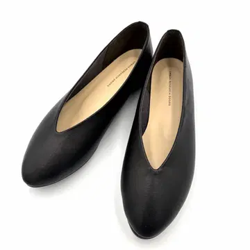 [ 미사용급 ] URBAN RESEARCH DOORS V컷 펌프스