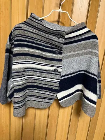 센소유니코 메후 스트라이프 니트 가디건 7부 소매 그레이 네이비