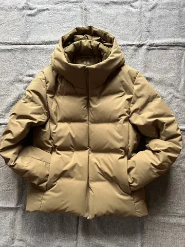 UNIQLO 심리스 다운 후드티