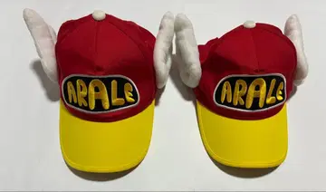 Dr. 슬럼프 아라레짱 모자