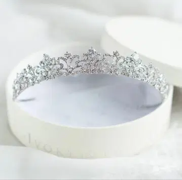 ivory&co 티아라 Elizabeth