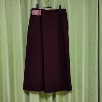 [ 팔라스 팰리스 ] 버건디 타이트 스커트