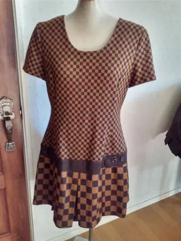 빈티지풍 원피스 무릎 기장