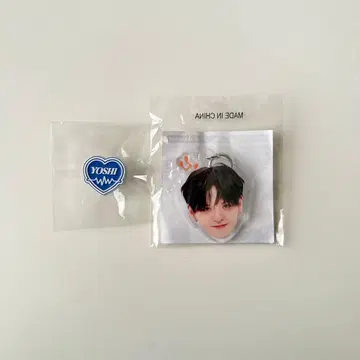 YOSHI 캡슐 토이 얼굴 아크릴 키링 (낙) 핀 배지
