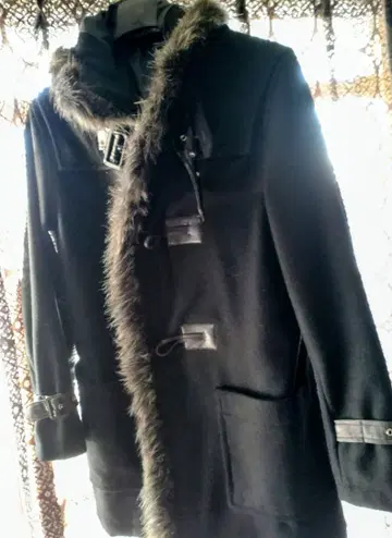 블랙 울 더플 코트 퍼 포함