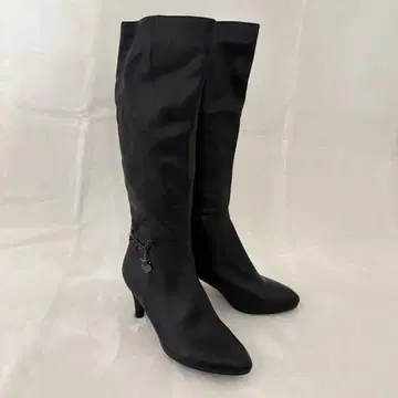 SENDA 블랙 롱 부츠 사이드 지퍼 액세서리 포함