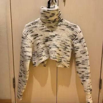 thetoe BIARRITZ HIGHNECK KNIT