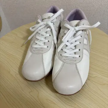 HAWKINS 호킨스 스니커즈 23.5