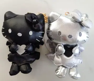 헬로키티 인조 가죽 키링 블랙, 실버 세트