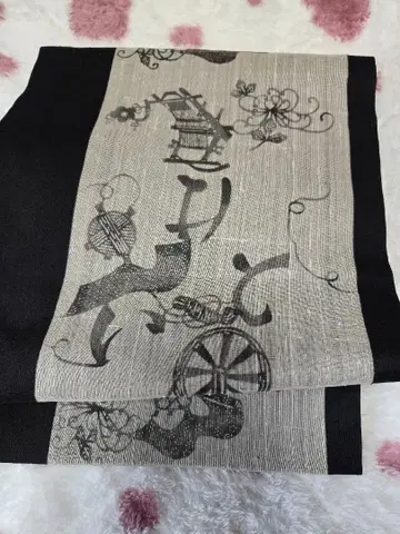 나고야 오비 블랙과 그레이 디자인