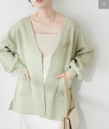 새상품 natural couture 깔끔한 니트 미들 기장 가디건