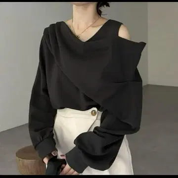 CAPRICIEUX LE'MAGE 드레이프 원숄더 풀오버