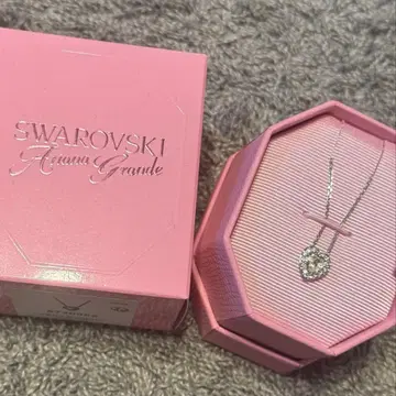 스와로브스키 아리아나 그랑데 콜라보 목걸이