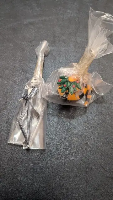 제일복권 팀 버튼의 크리스마스 악몽 E상 2종