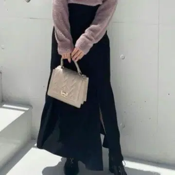 [ 새상품급 ] 백 레이스업 스트레치 머메이드 스커트 MERCURYDUO