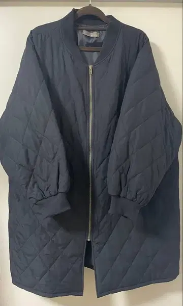 블랙 퀼팅 코트 3L