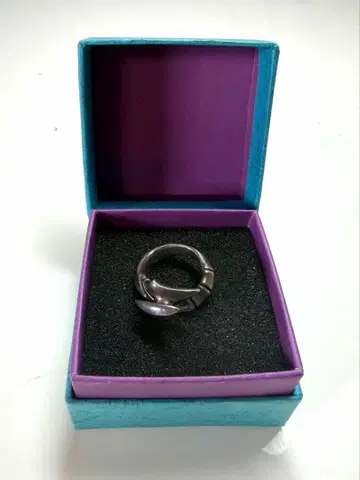 MH/11.8/10 블러디 마리 반지 약 13호