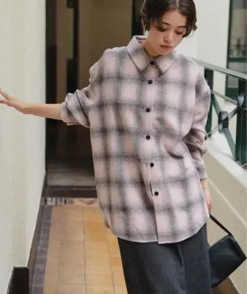 미사용 titivate 티티베이트 기모 체크 오버 셔츠 핑크 L