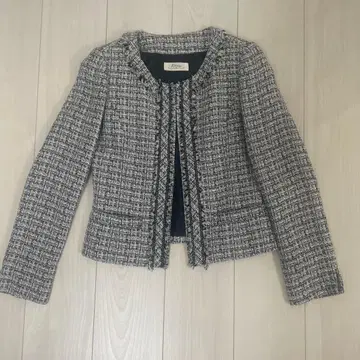 노카라 그레이 계열 자켓 사이즈 7AR 입학식 졸업식 krone