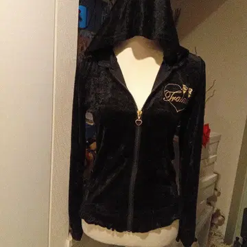 TRALALA 스트레치 벨로아 후드티