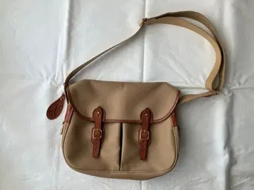 Brady Ariel Trout Small 아리엘 트라웃