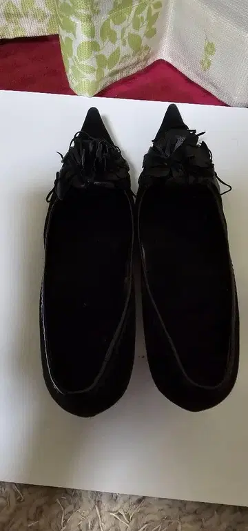 블랙 스틸레토 힐 신발