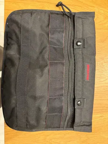 브리핑 pc 케이스 클러치백