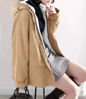 CLASSICAL ELF 3way 미들 기장 마운틴 후드티 베이지