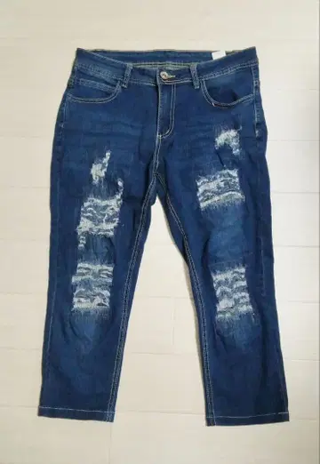 데미지 가공 다크 블루 데님 팬츠