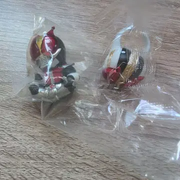 전왕 기다림 콜론과 반지