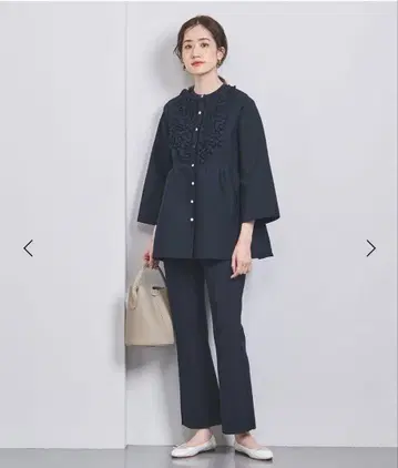 [ 새상품급 ] 셋업 미니 프릴 니트 가디건 팬츠 유나이티드 애로우즈