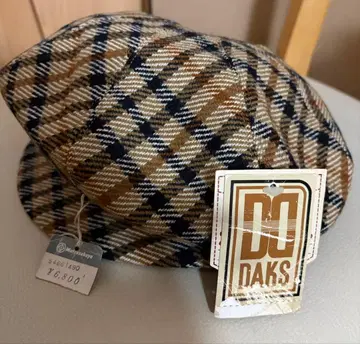 DAKS 체크 무늬 헌팅 모자