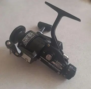 최종 세일! DAIWA 낚시릴 ST-700RD