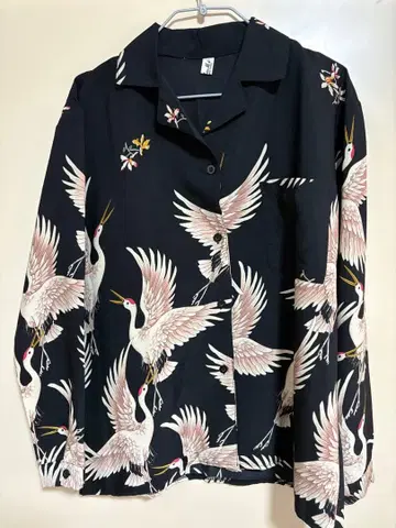 학 패턴 긴팔 셔츠 블랙